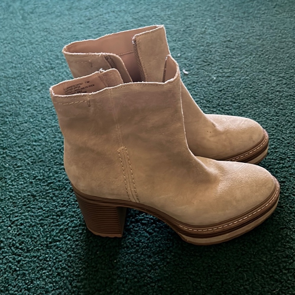 Steve Madden booties